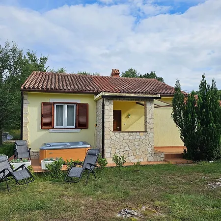 Casa Ondina - Istrian Traditional House Ferienhaus