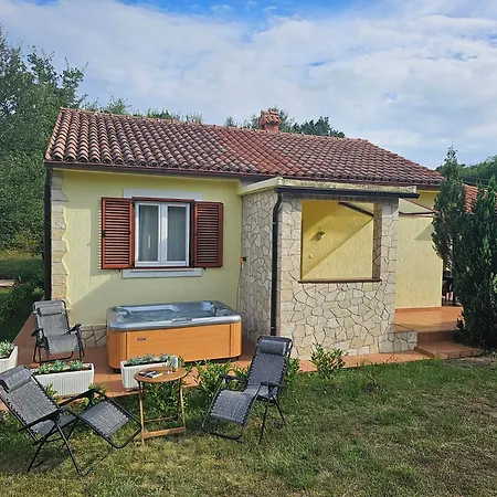 Casa Ondina - Private House With Jacuzzi & Garden In Istria *