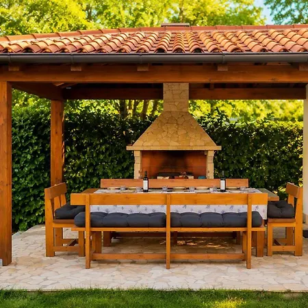 Casa Ondina - Private House With Jacuzzi & Big Garden In Istria Holiday home Sumber