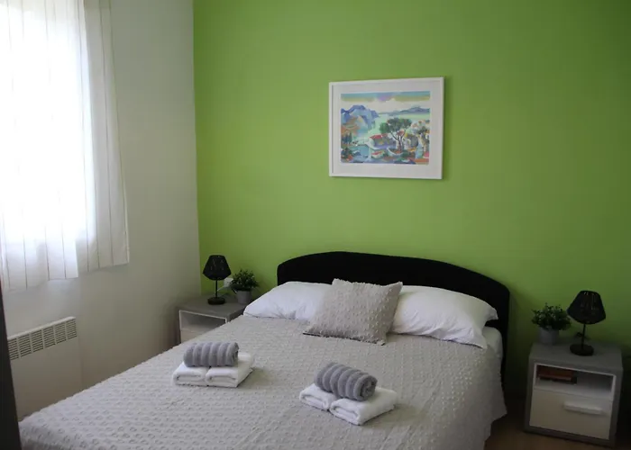 Casa Ondina - Private House With Jacuzzi & Garden In Istria *